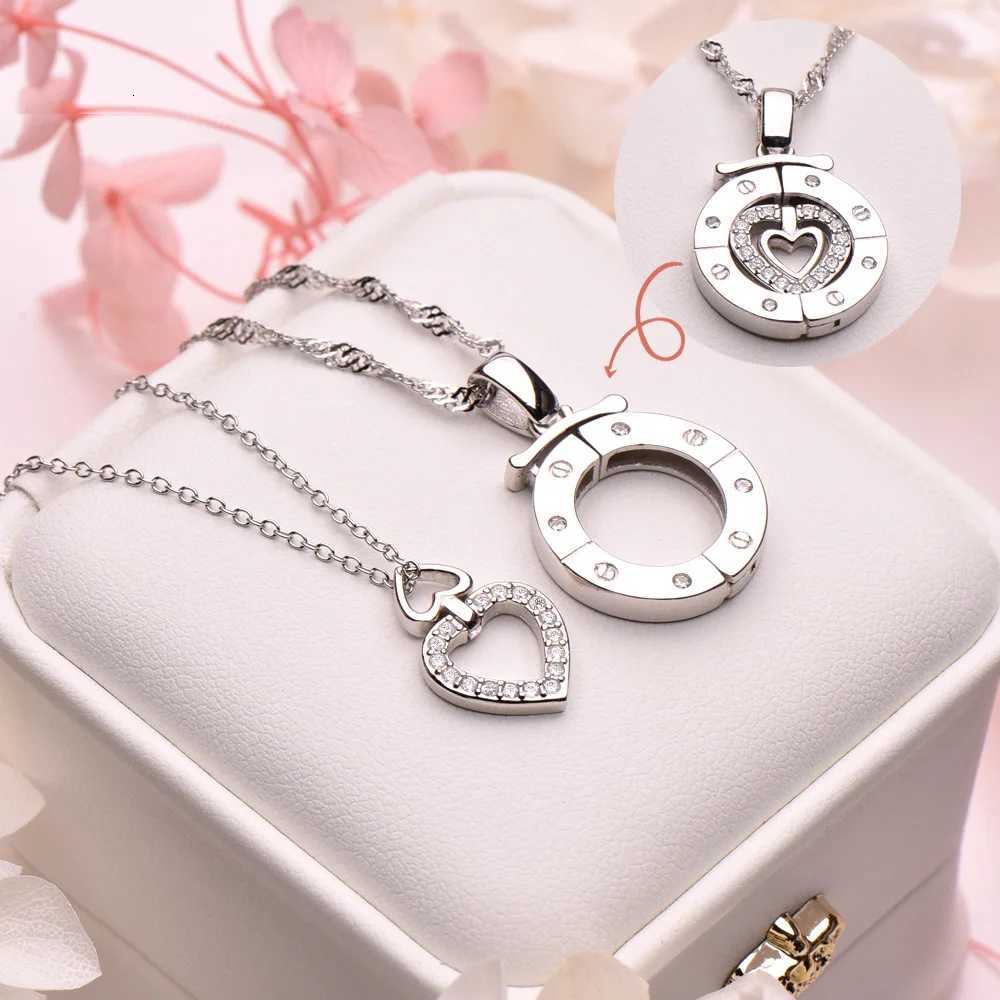 The Steps of Heaven necklace is light luxury niche and highend detachable accessory for women It features a titanium steel