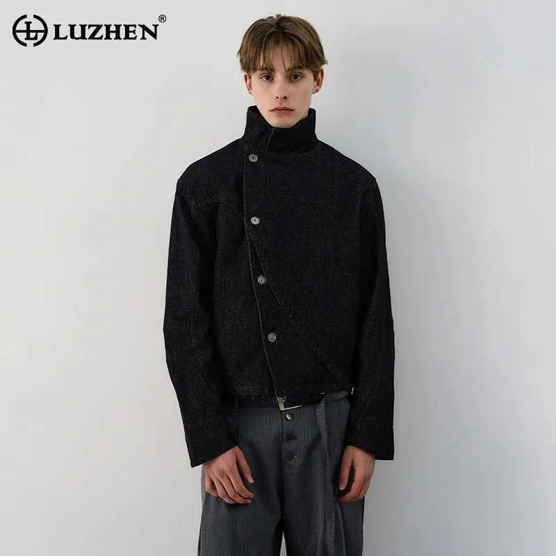 LUZHEN 2025 Autumn New Elegant Handsome Asymmetric Buttoned Stand Neck Jacket Mens Fashion Solid Color Clothes JY3938 J251117