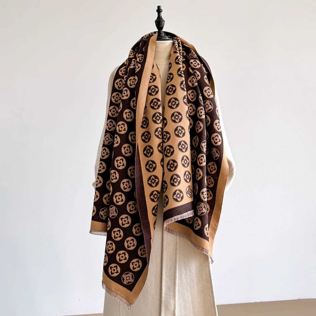 Luxury Winter Scarf Women Cashmere Warm Brand Foulard Female ShAWls WrAPs Thick Soft Bufanda Poncho Scarves StoleL251020