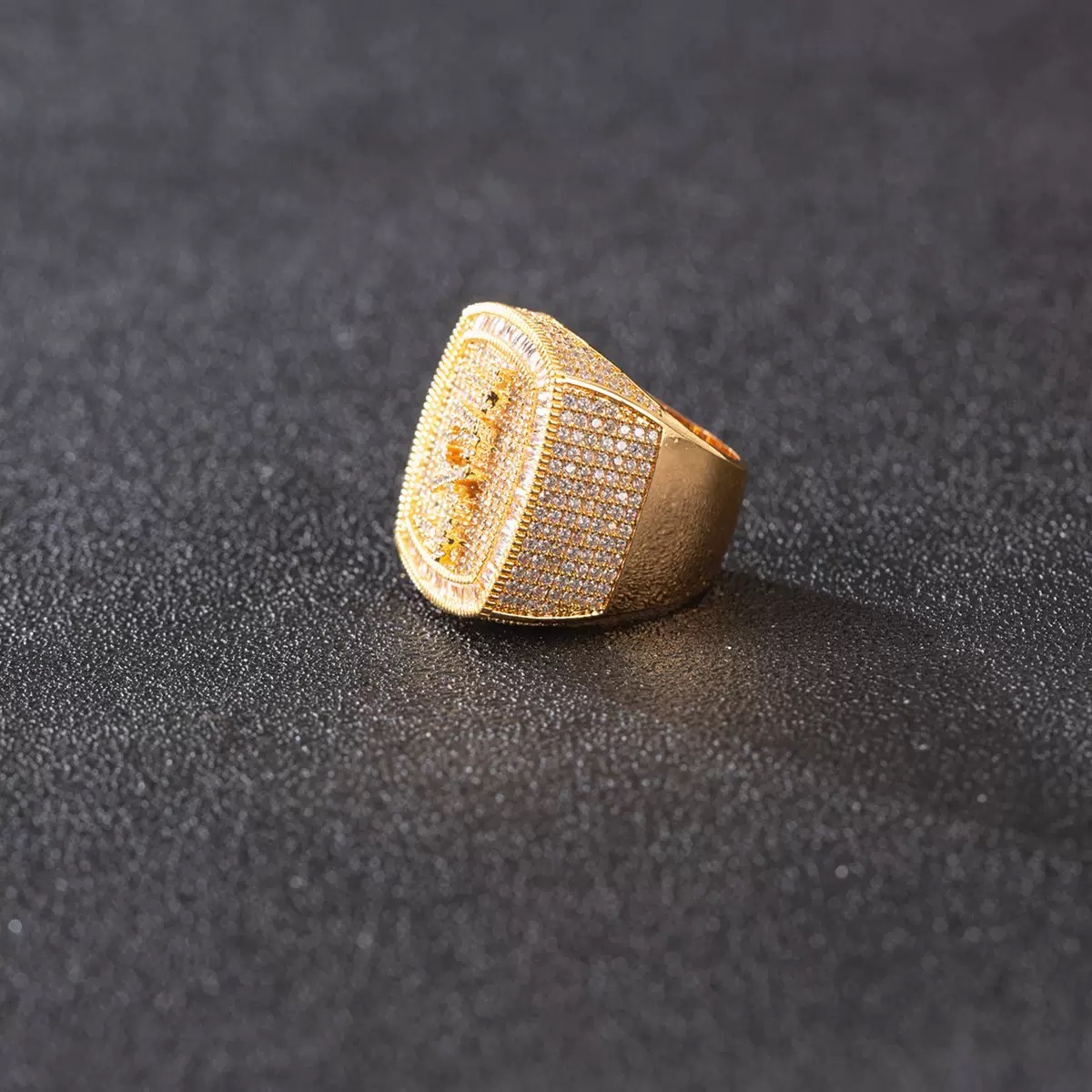 Hip-hop Micro-inlaid Zircon DIY English Name Ring a Unique and Creative Custom-made Jewelry for Men and Women