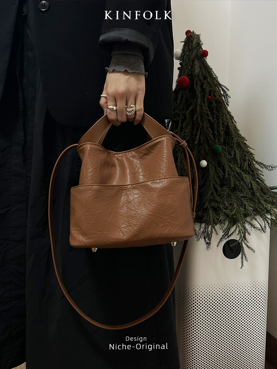 2025 Spring/Summer New Style Handbag - Grab Pattern Retro Soft Leather Large Capacity Multi-compartment Bucket Bag Single Shoulder Crossbody Bag