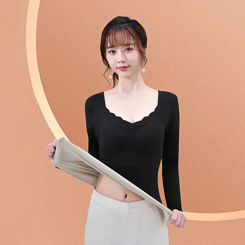New Women Fall Thermal Top With Bra Long Sleeve Solid Low neckline Slim Tops Autumn And Winter For Women Design senseT251020