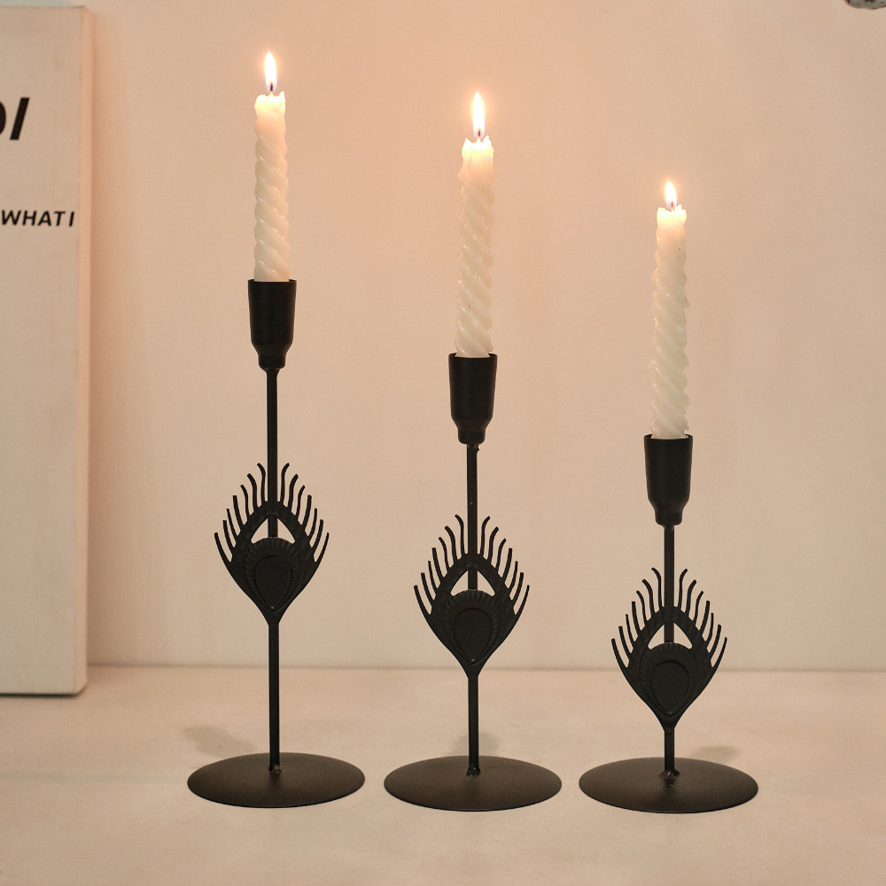 Nordic-inspired home decor: Retro candlelit dinnerware, luxurious metal crafts, romantic tableware, and candlestick ornaments H260310