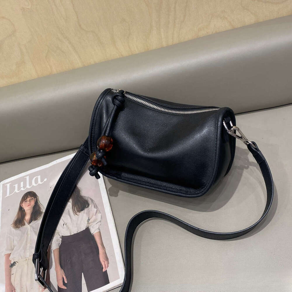 Luxury bag Top Layer Cowhide Pillow Crossbody New Lazy Style Versatile Fashion Commuter Shopping Bag