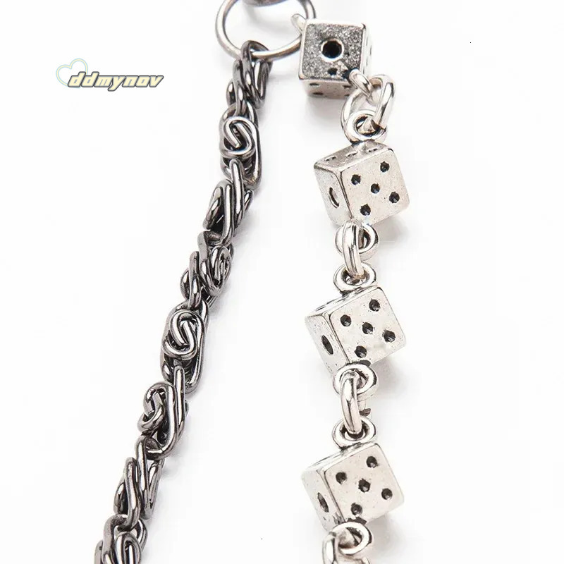 Motorcycle KeyChain Jean Biker Wallet Belts Chain Skull Charm Leather Gothic Rock Pants Trousers Waist Key Mens 2025 DR34 250420 ddmynov ddmynov