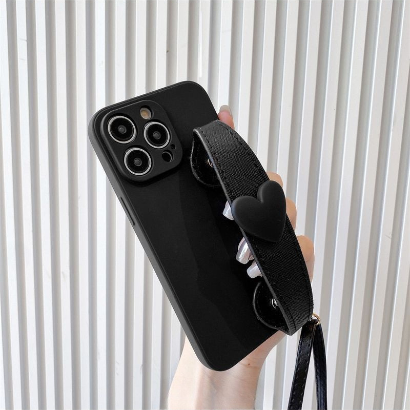 Black Heart Wristband Compatible with iPhone 17 Phone Case iPhone Max Crossbody 16/15 Soft 14 Pro