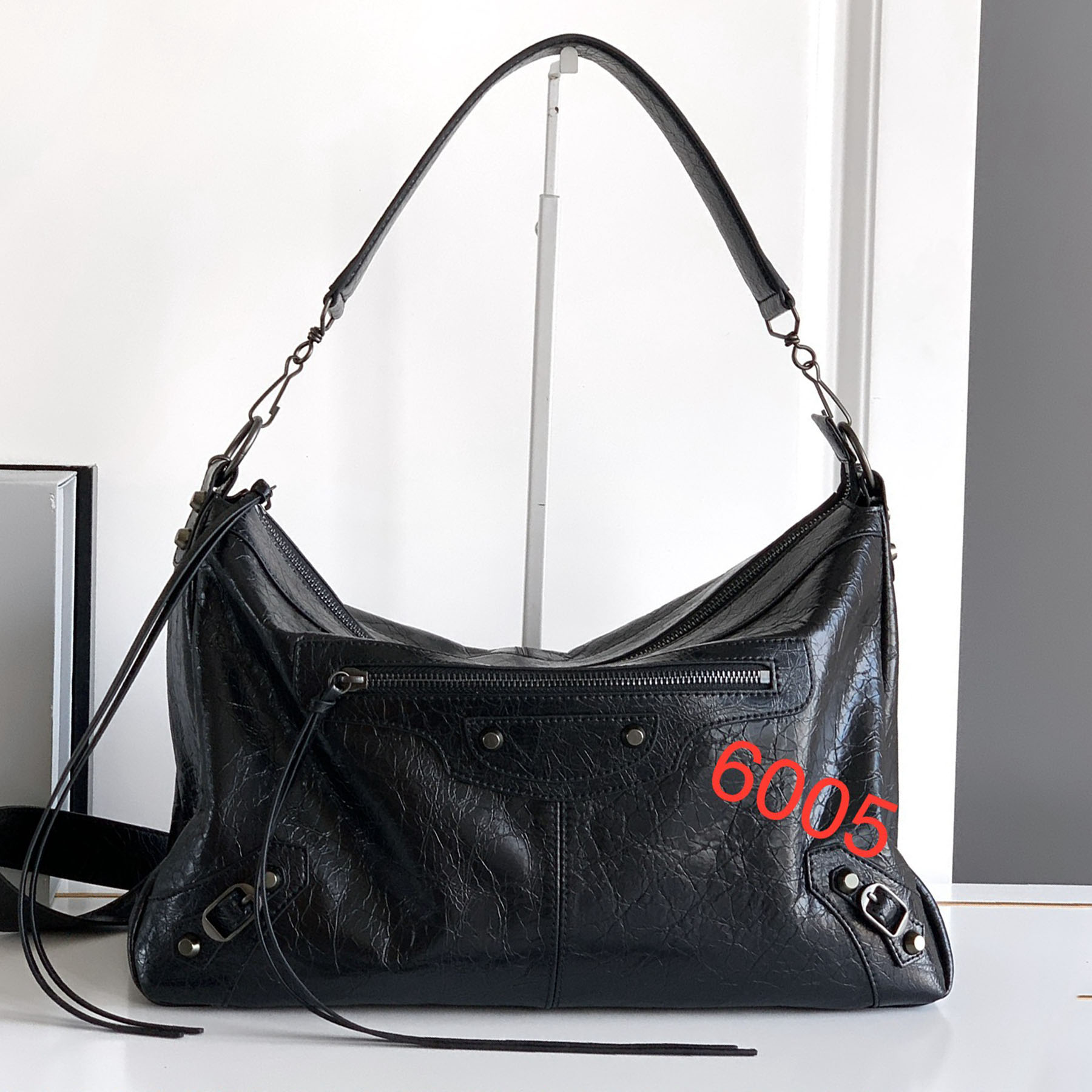 High Quality City Moto Medium In Black Luxury Designer Soft Genuine Leather Shoulder Silver Hardware Crossbody Zip Closure Handbag Removable Strap Tote Bag