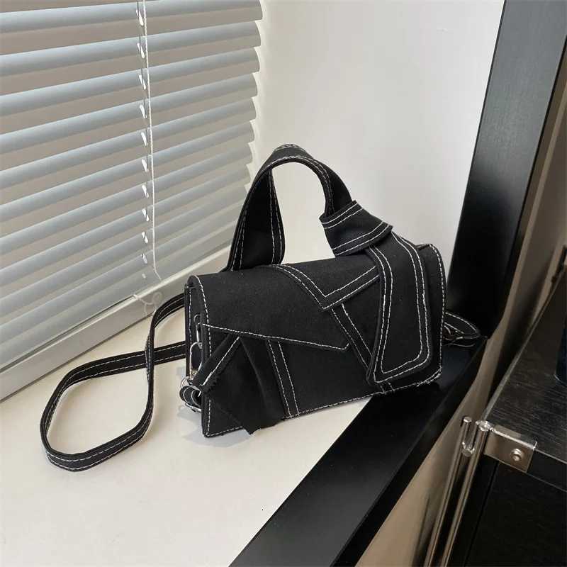 Womens shoulder bag small crowd design handbag bag womens fashion cross body small square bag commuting shoulder bagT251020