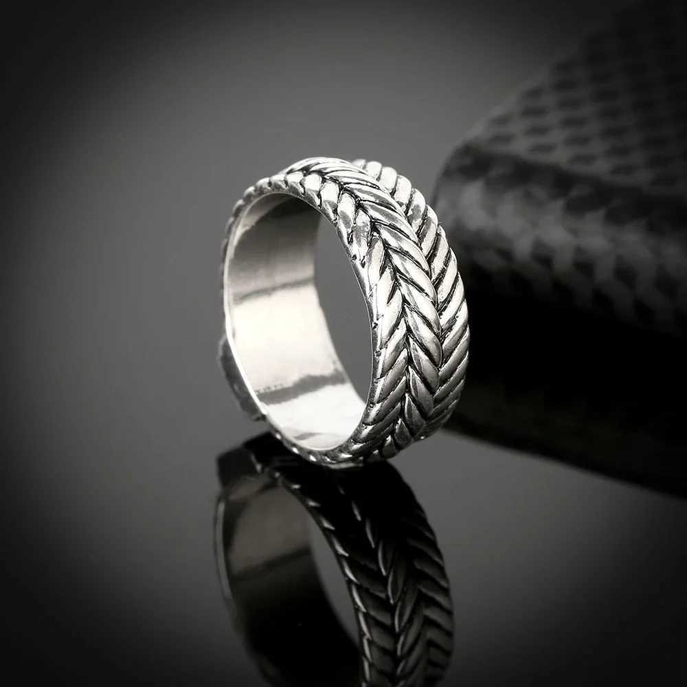 Fashion Handmade Buddha Ring Unisex Biker Ring Punk European Style Men Chain Rings To Female Jewelry J251020