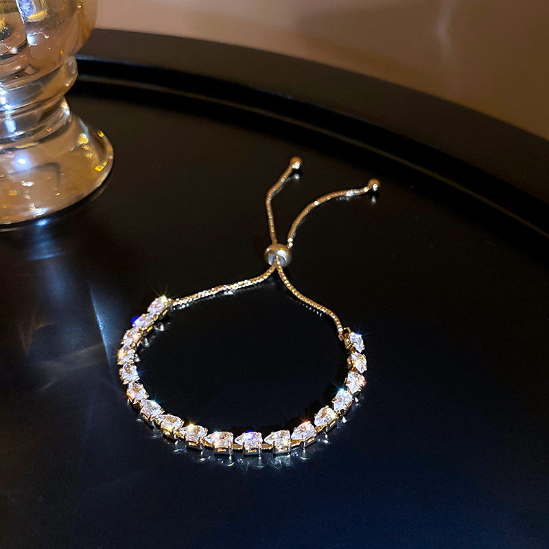 Water Drop Zircon Pull Chain Niche Style Elegant High-end Sense Bracelet Simple Commuting Versatile Design Jewelry - view 7