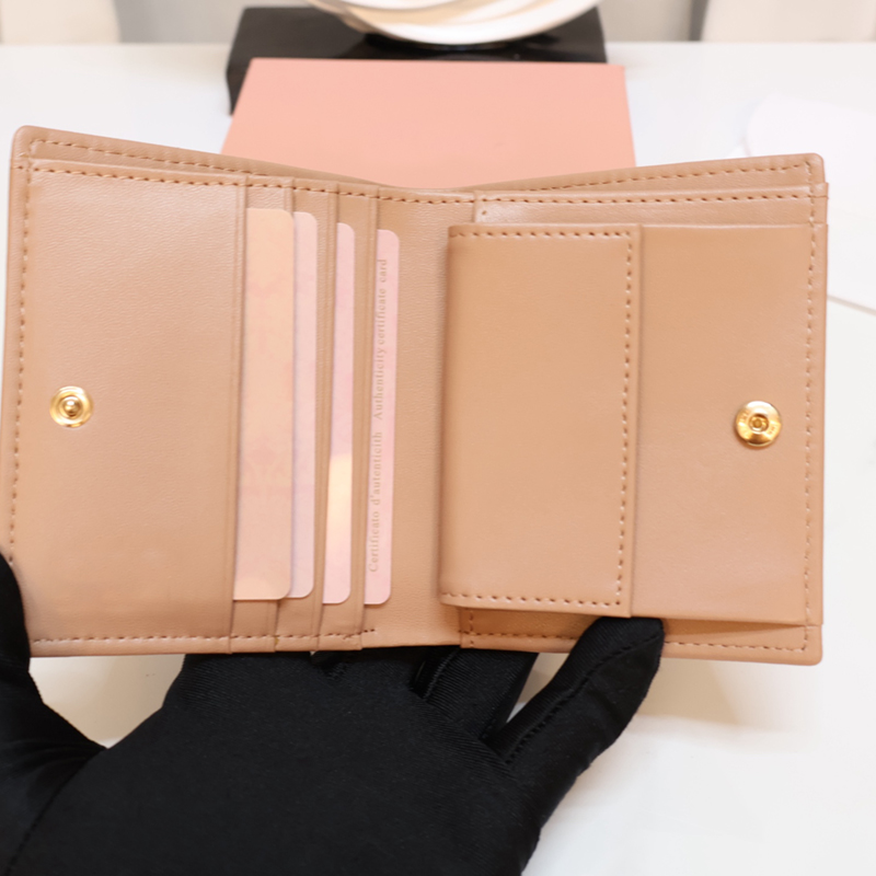 Design Luxury Genuine Leather Short Wallet Women's Multi-Card Slot Folding Purse Multiple Colors Available Stylish Portable Coin and Card Holder 
