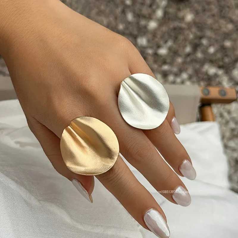 Big Unique Irregular Geometric Open Rings Set for Women Punk Gold Color Adjustable Finger Ring Couple Wed Accessories J251020