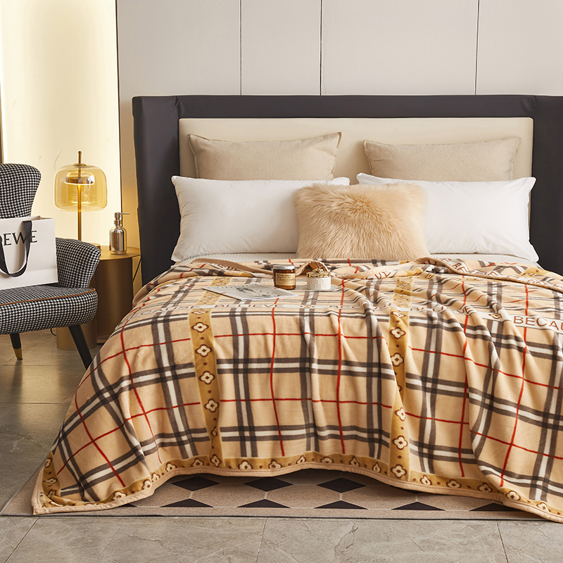 Luxury Designer Blanket Warm Lightweight Super Soft Blanket Office and Room Blanket Hand and Machine Washable for All Seasons