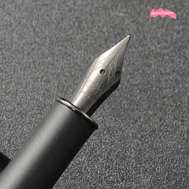 wholesale Premium Writing Instrument - All Black Metal Fountain Pen, Fine Nib 0.5mm for Office, School, and Personal Use ddmysept
