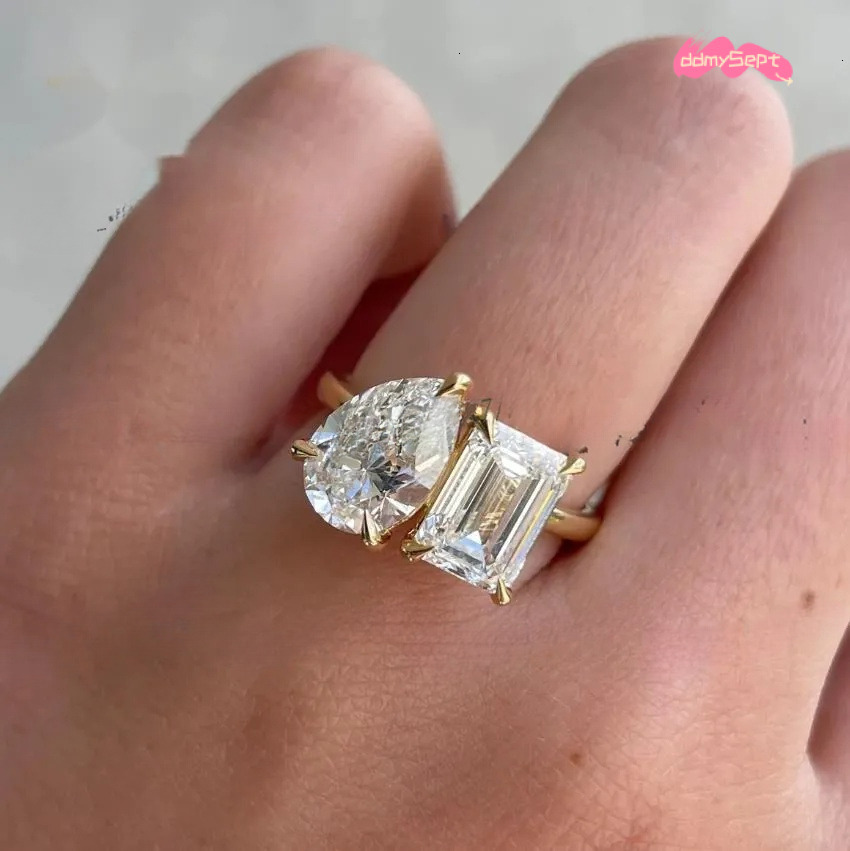 2025 Emerald and Pear Cut Graceful Engagement Wedding Ring Toi Et Moi Style s925 silver ddmysept