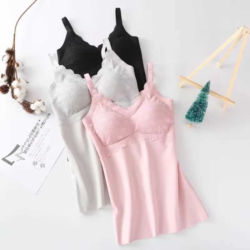 New Velvet Thermal Underwear Women Nonmarking Chest Pad Thermal Vest Women Brushed Heating Lace Flowers Vest SlingT251020