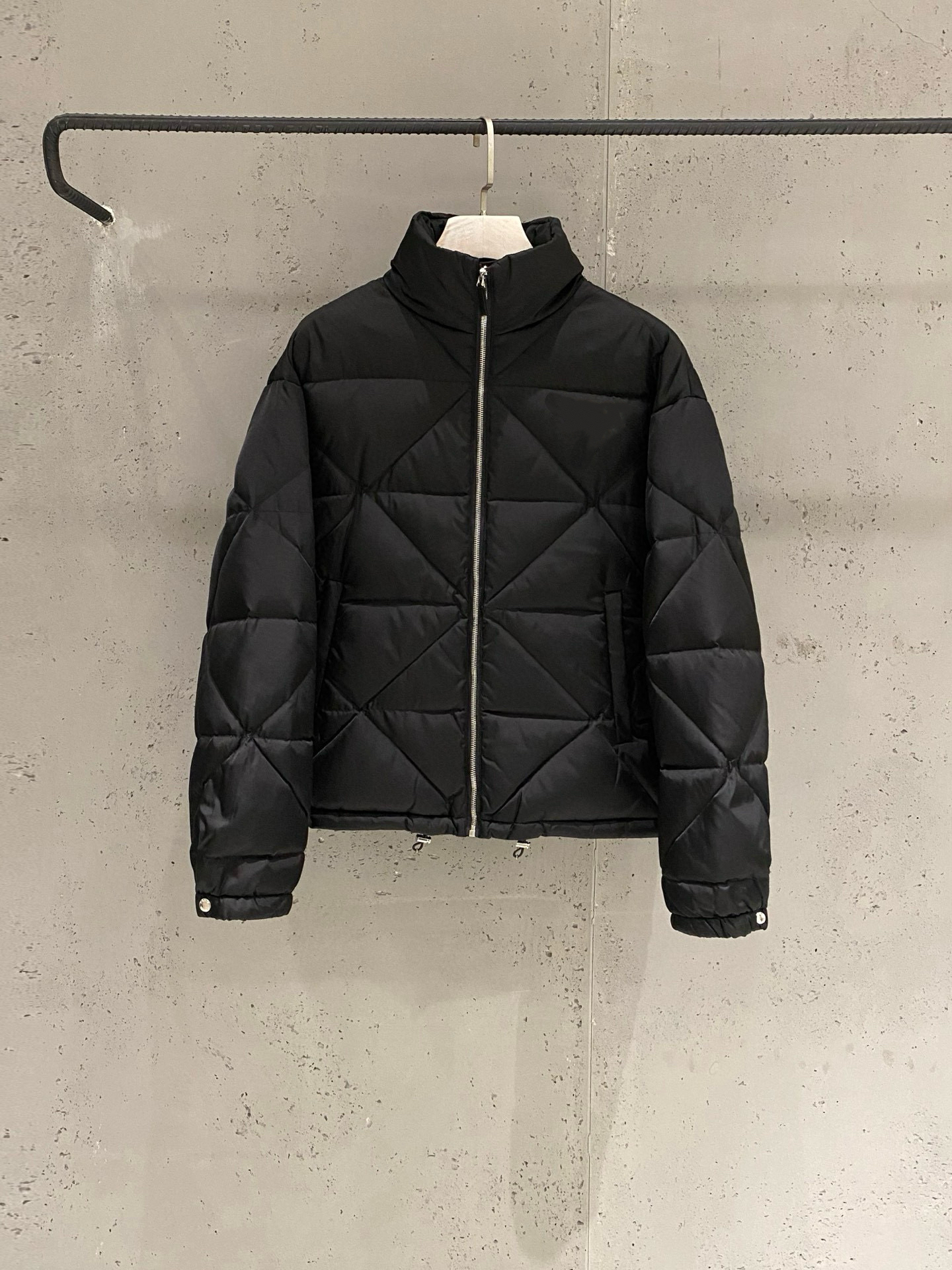 25SS The autumn/winter single sleeve pattern single inner pocket opening detachable hat down down jacket man women P1016