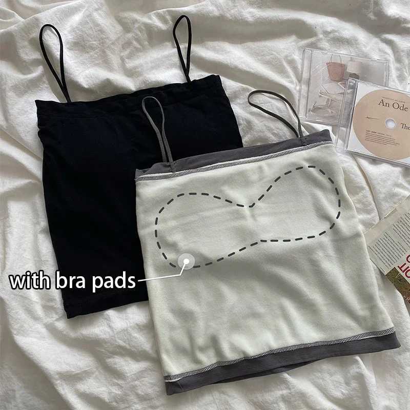 Women Winter Velvet Thickened Undershirt Women Slim Cozy Thermal Underwear Camisole Warm Sling Vest Top Bottoming ClothingT251020