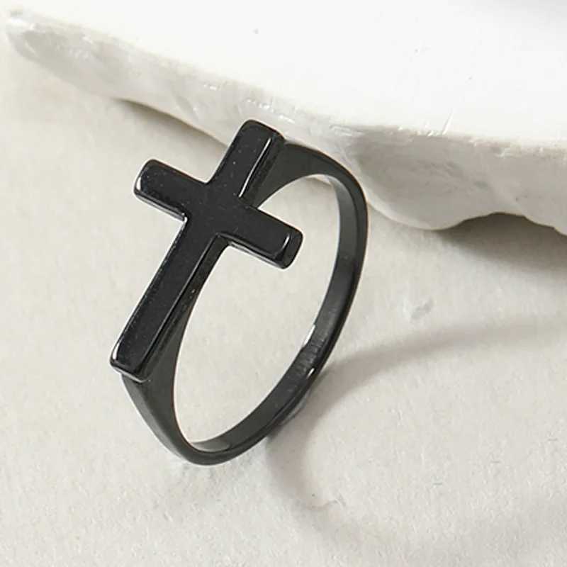 Simple Classic Thin Cross Ring For Men Women Stainless Steel Punk Gothic Ring Unisex Accessories Designer Jewelry Christian Gift J251020