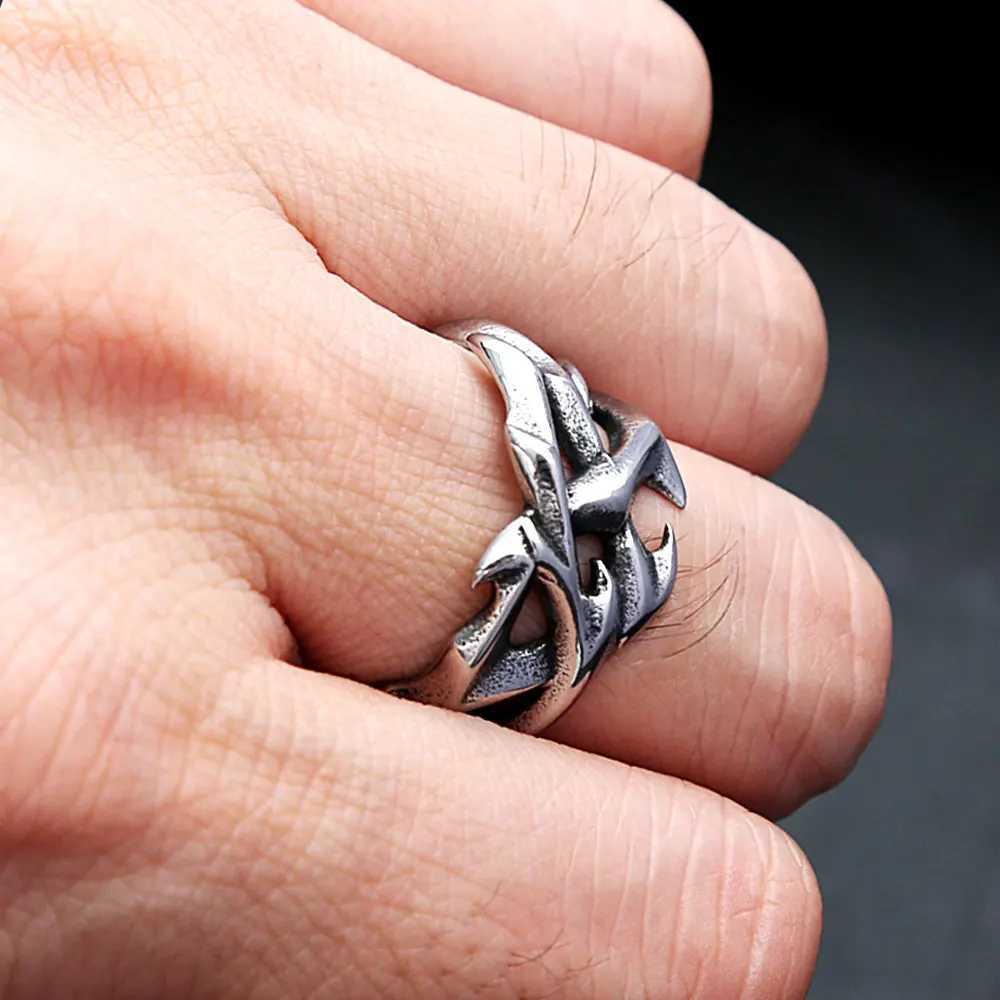 Vintage Punk Stainless Steel Crown of Thorns Rings For Men Women Hollow Out Design Fashion Party Male Jewelry Gifts J251020