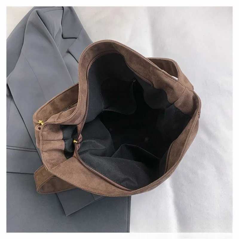 Suede Tote Bag Women Lightweight Shoulder Handbag for Daily Commute Office Work Fashionable Shoulder Bag for WomenT251020