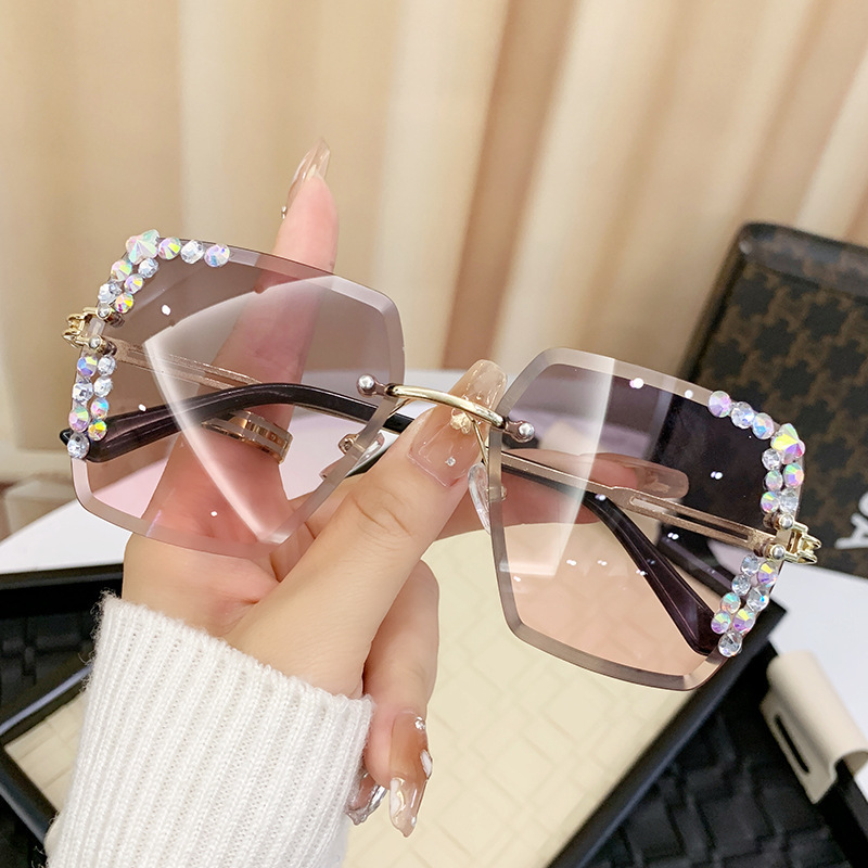 Designer Sunglasses For Women Men Oversized Sunglasses Fashion Classic Polarized Sunglasses Luxury Goggle Pilot PC Frame Oversized UV400 Eyewear KP004