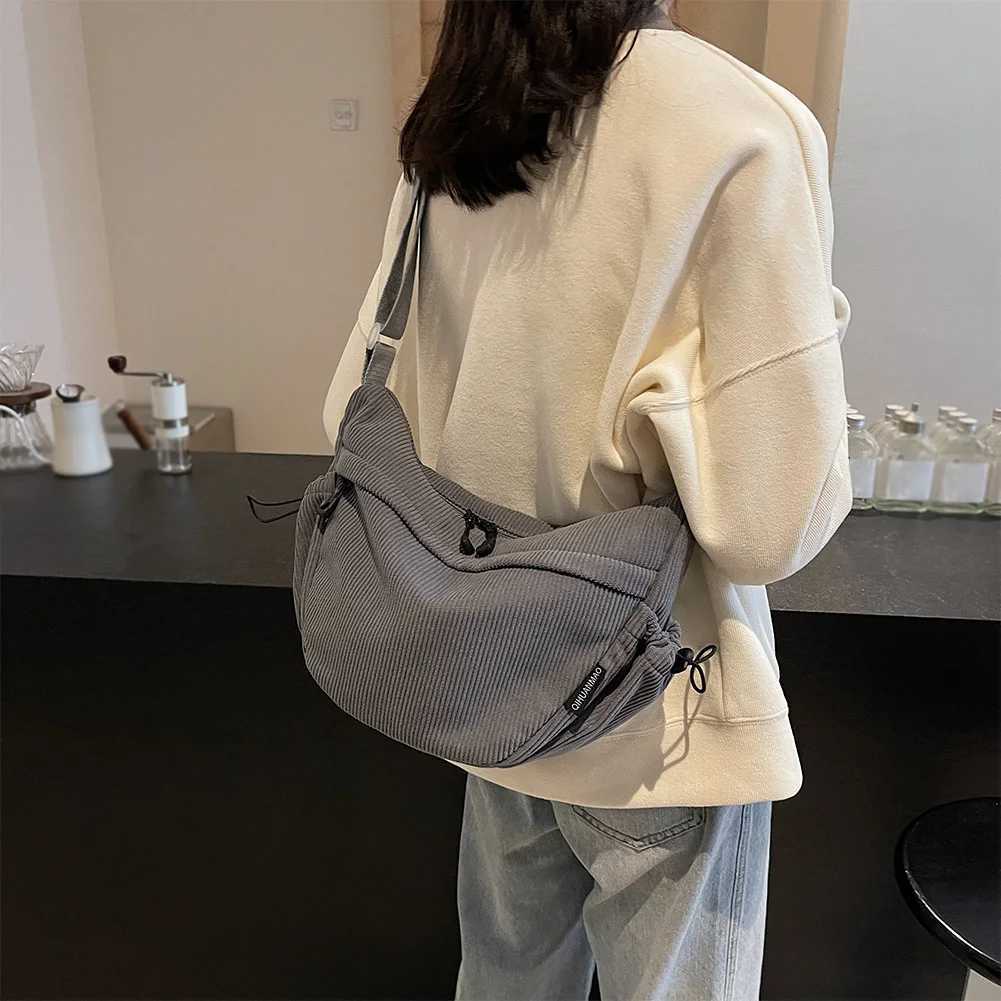 Corduroy Stylish Dumpling Bag Large Capacity Fashion Shoulder Bag Adjustable Strap Crescent Crossbody Bag Trendy Carrying BagT251020
