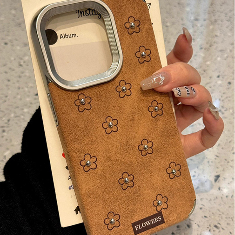 Autumn and Winter Brown Leather Three-Dimensional Flower Suitable for iphone 17promax Phone Case iPhone16 Anti-Fall 15/14