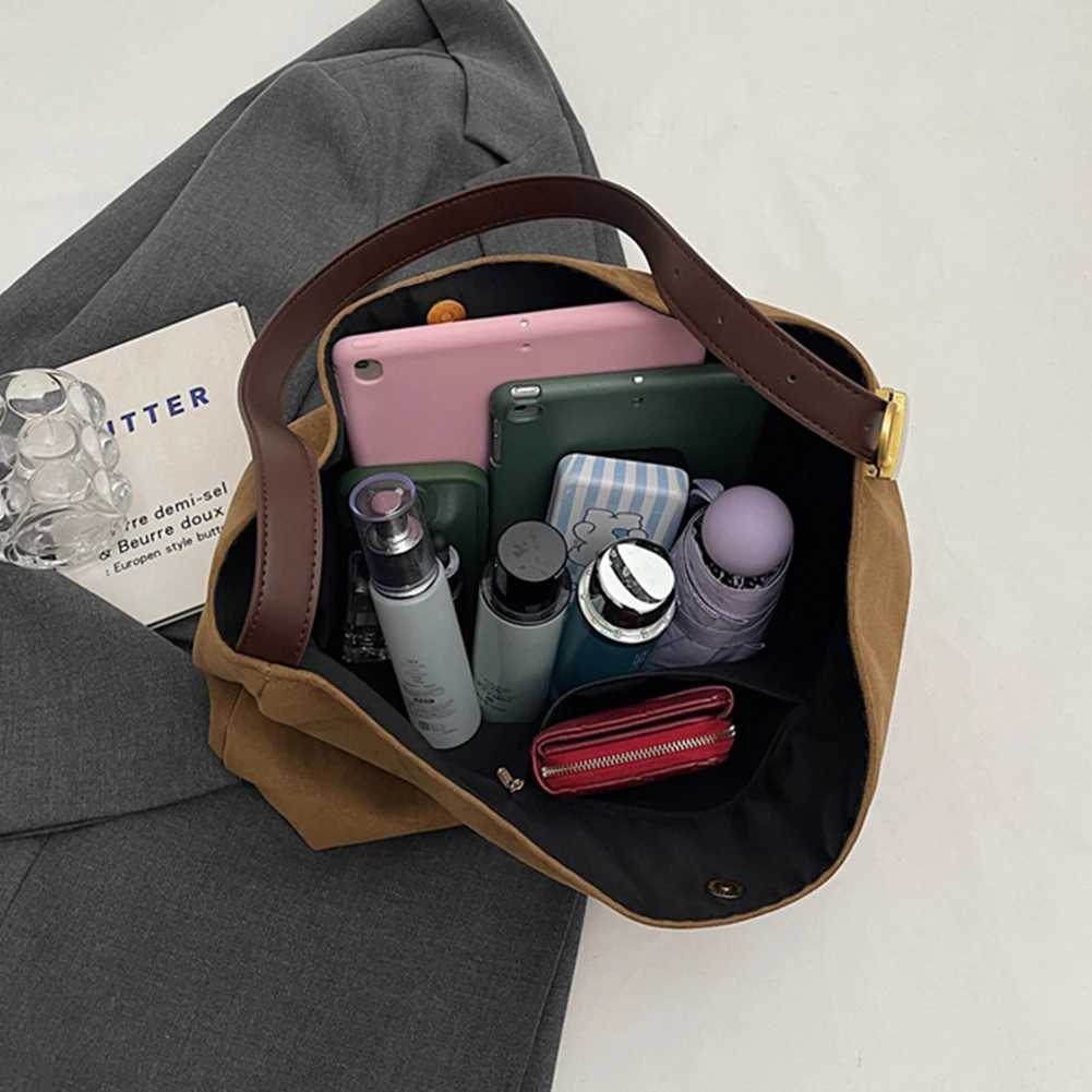 Women Vintage Shoulder Bag Large Capacity Suede Slouchy Crossbody Bag Adjustable Strap Casual Satchel Bag Female Commute BagT251020