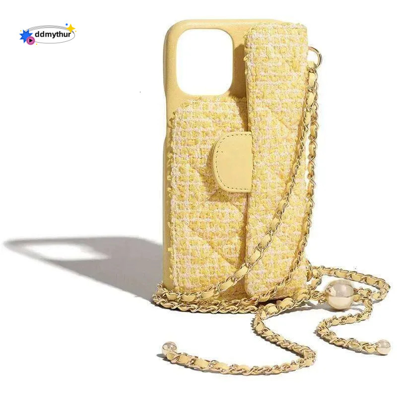 Adjustable Crossbody Phone Case with Card Holder - Premium Leather Wallet for Everyday Use ddmythur