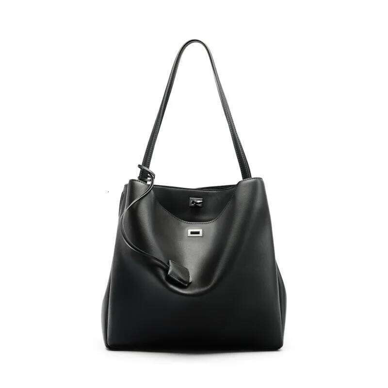 Rodeo Leather Shoulder Bag, Armpit Top Layer Cowhide, Large Capacity Women's Commuting High-End Tote Bag Suotong1020