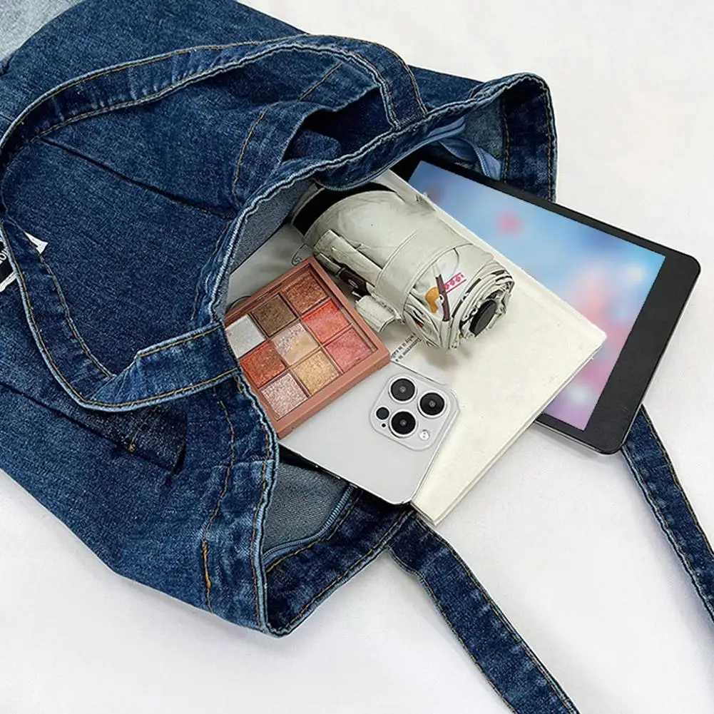 Denim Tote Bag for Women Large Capacity Shopper Bag Korean Style Casual Boho Shoulder Bag Crossbody Handbag for Everyday UseT251020