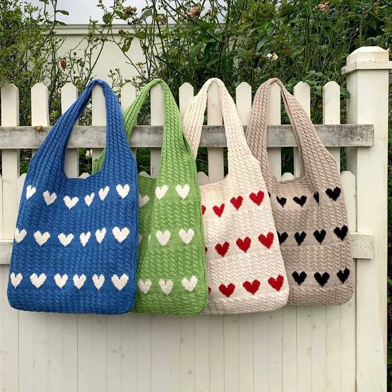 Heart Print Hollow Knitted Handbags Large Capacity Shoulder Bag Woven Beach Purses Fashion Casual Shopping Totes Women GiftsT251020