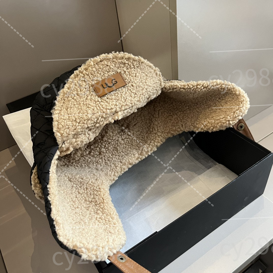 Rhombic Letter Designer Womens u ggsFleece Thickened Ear Protection HatJapanese Windproof Earmuffs Hat Warm Hat