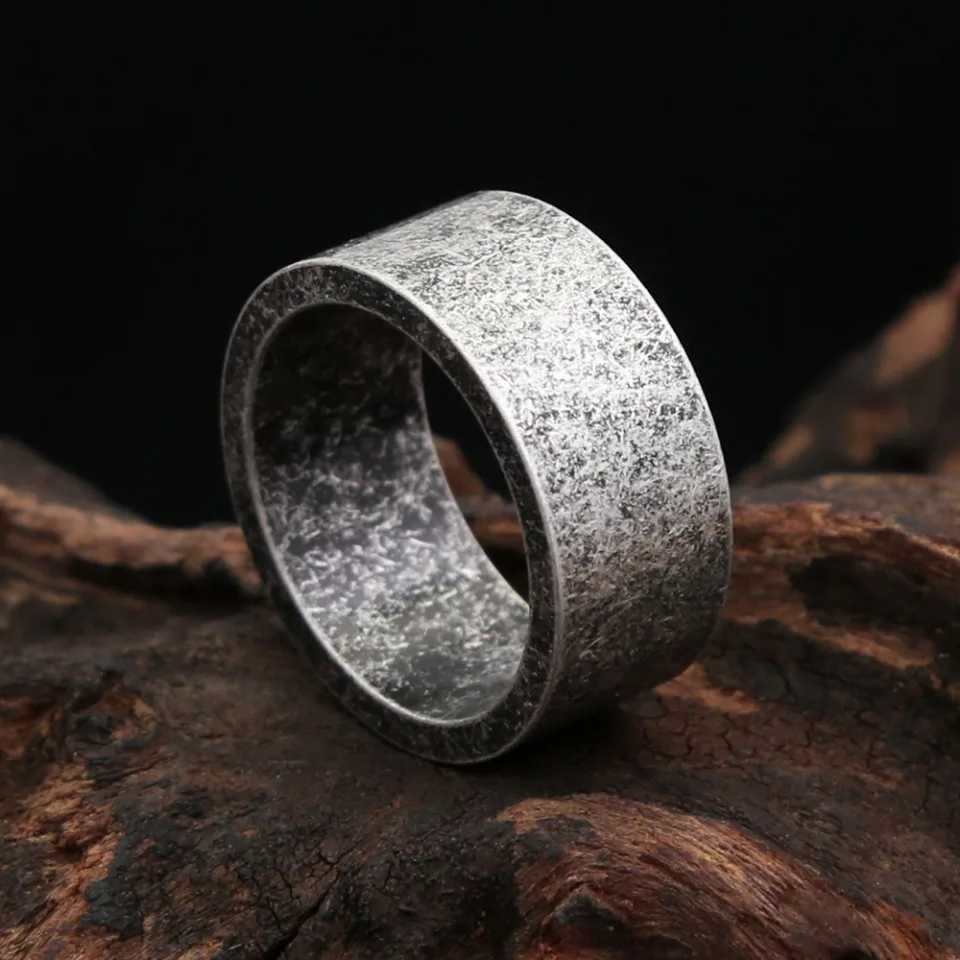 New Antique Silver Color Simple Rings For Men Women 316L Stainless Steel Punk Hip Hop Fashion Couple Ring Charm Party Jewelry J251020