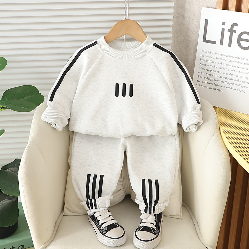 2025 new hot selling striped round neck long sleeved stylish versatile hoodie two-piece set for boys and babies in spring