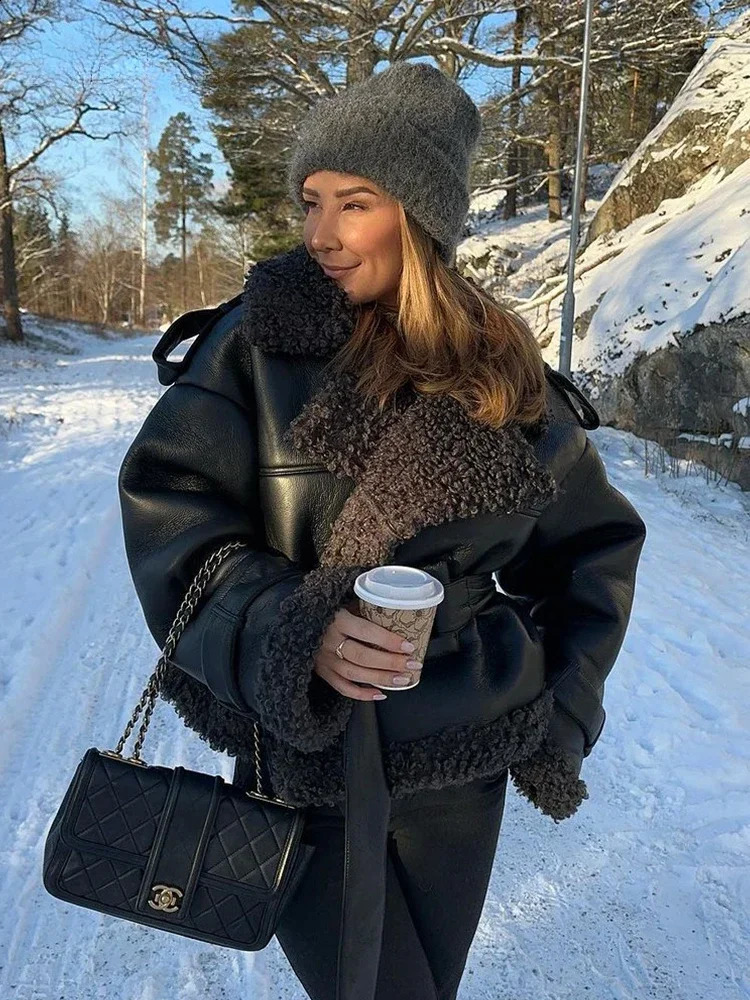 Women Vintage Patchwork Leather Sheepskin Coat Fashion Lapel Lace Up Long Sleeve Thick Warm Jacket Winter Streetwear 251106