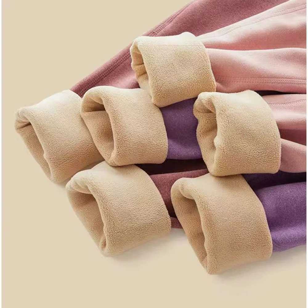 1Set Thick Thermal Underwear Women Stand Collar Seamless Warm Lingerie Winter Long Sleeve Bottoming Solid Thermal Clothing SetsT251020