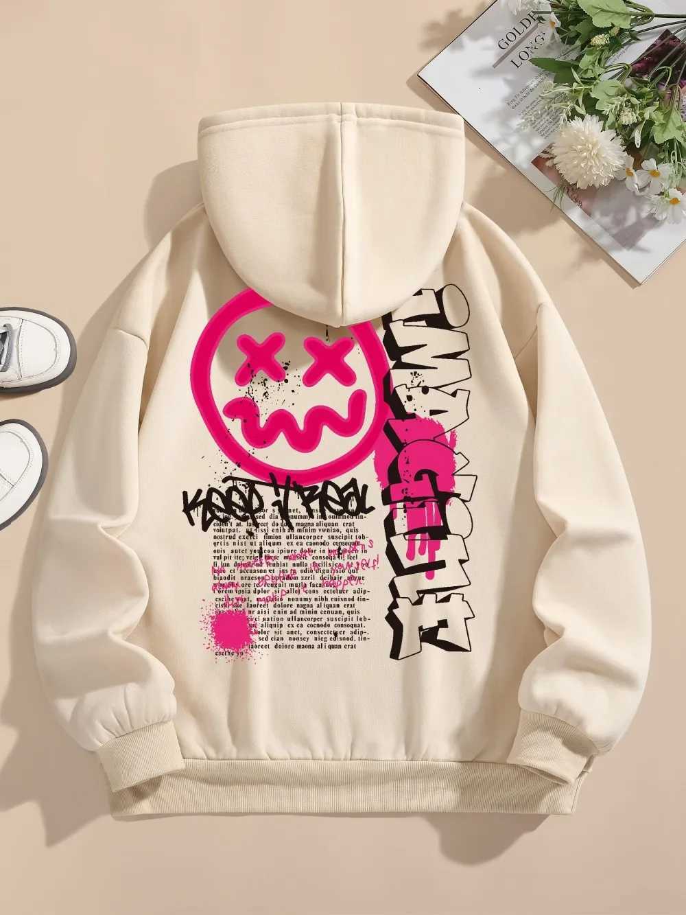 European and American versatile mens autumn personalized graffiti print comfortable soft hooded sweatshirt outdoor street top W251020