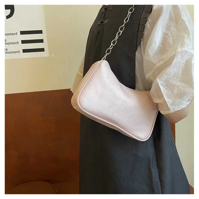 Large Capacity Handbag Simple Chain Womens Bags Classic Style Travering Bags Free Shipping Womens Clutch Bag Luxury Brand BagT251020