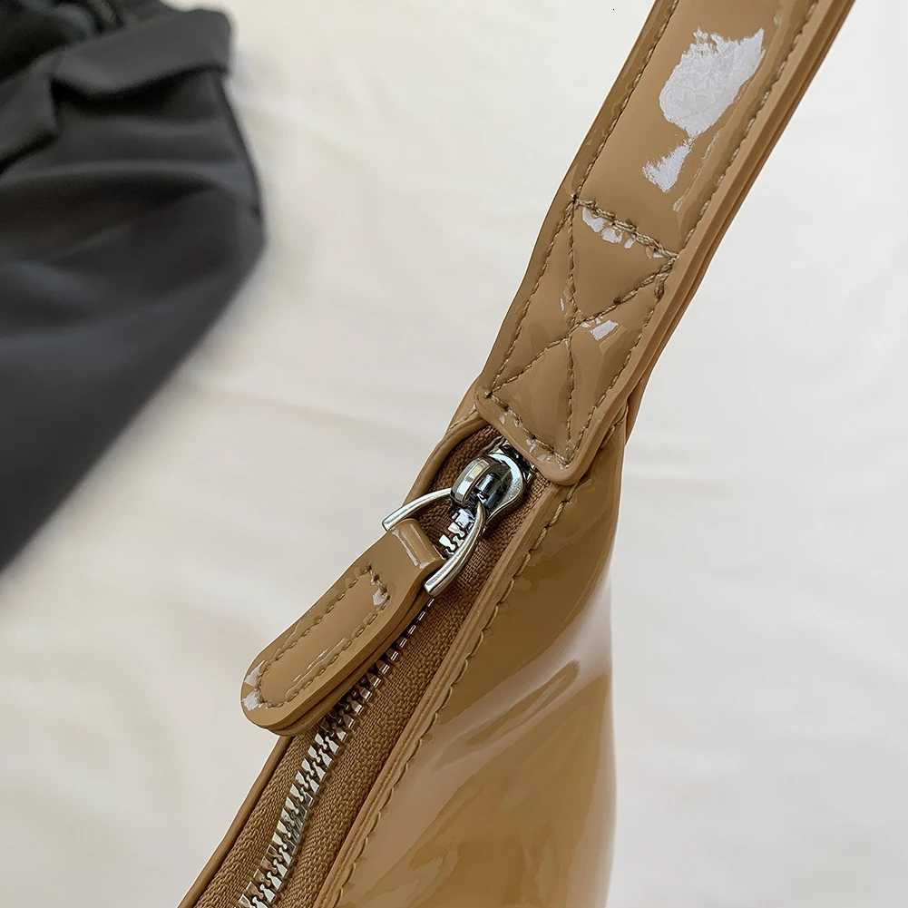 Women Patent Leather Tote Bag Versatile Fashion Shoulder Bag Casual Satchel Hobo Bag Underarm Bag Girl Shopper PurseT251020