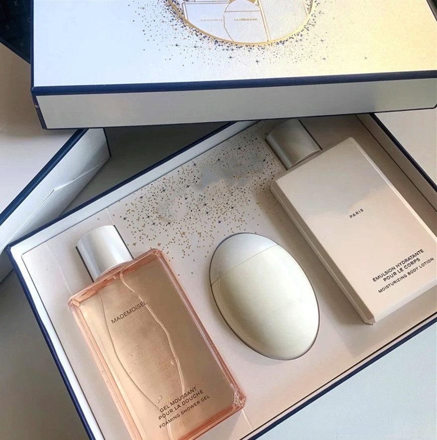 2025 Camellia Creme Shower Gel Set Foaming Moisturizing Body Lotion 200ml Hand Cream 50ml Women Bath Sets Gift Box