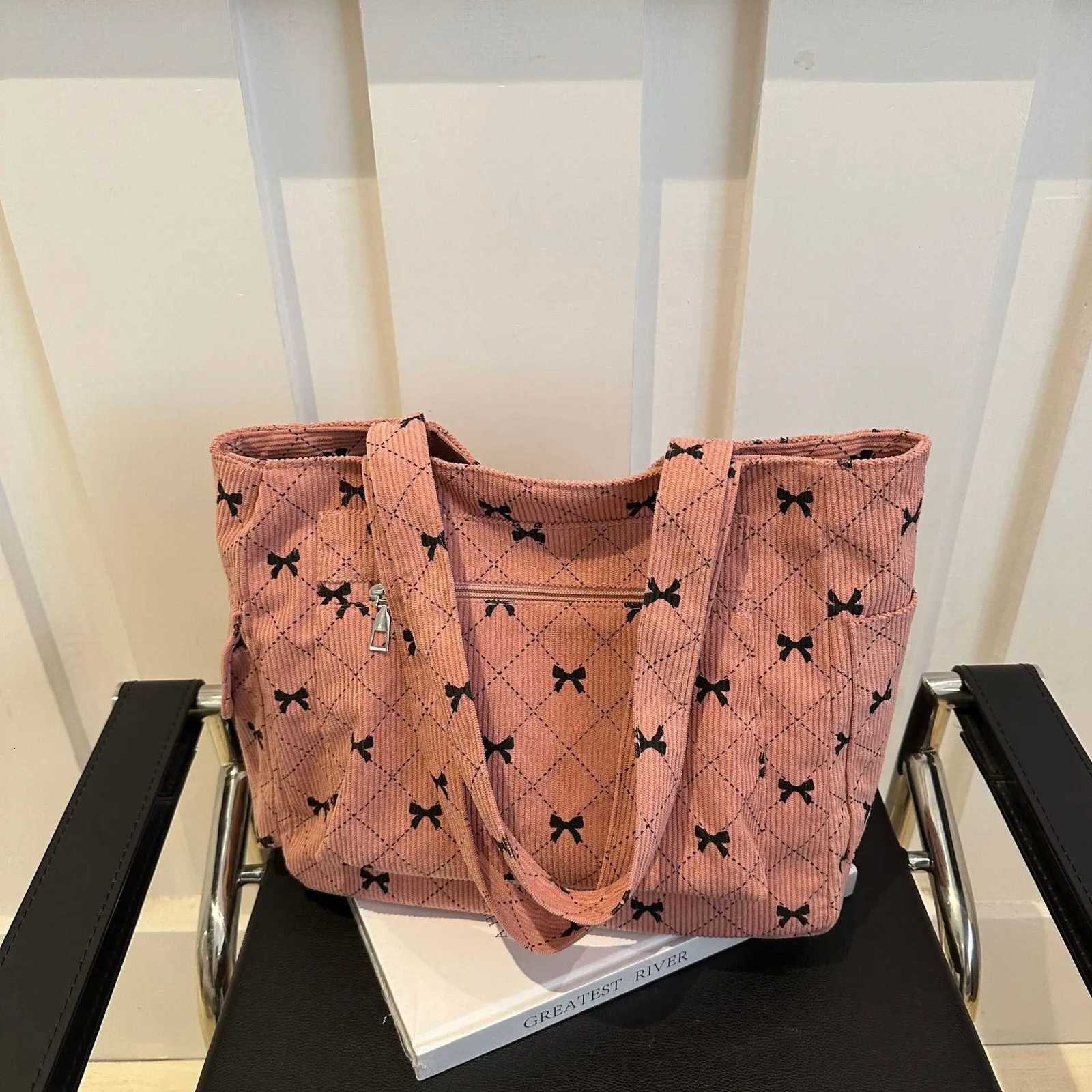 Bow Pattern Commuting Bag Handbag Large Capacity Women Tote Bag Multipockets Fashion Shoulder Bag Casual Underarm BagsT251020