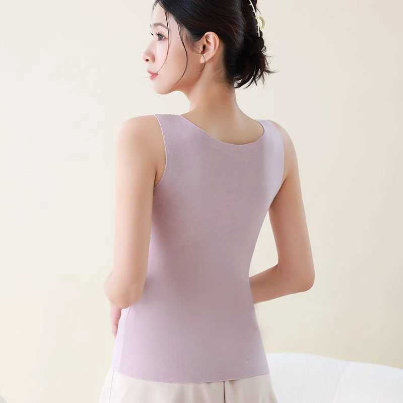 Autumn And Winter German Velvet Thermal Vest For Women With Breast Pads Large Size Seamless Thermal Underwear For WomenT251020