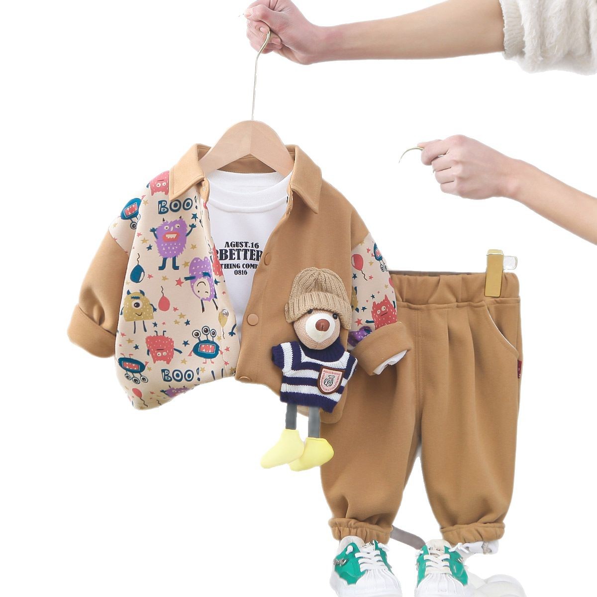 2025 New Hot Selling Fashionable Baby Block Three Piece Cub Set for Children's and Boys' Spring and Autumn Sets Free Shipping