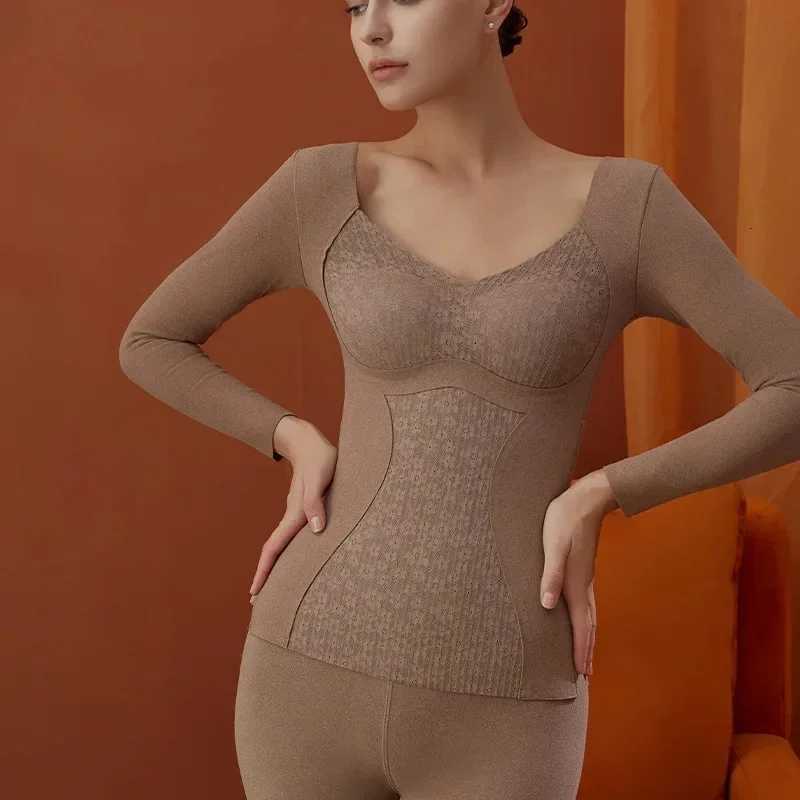 2024 new beautiful house thermal underwear top women with chest pad removable thick Vneck super elastic large size explosionT251020