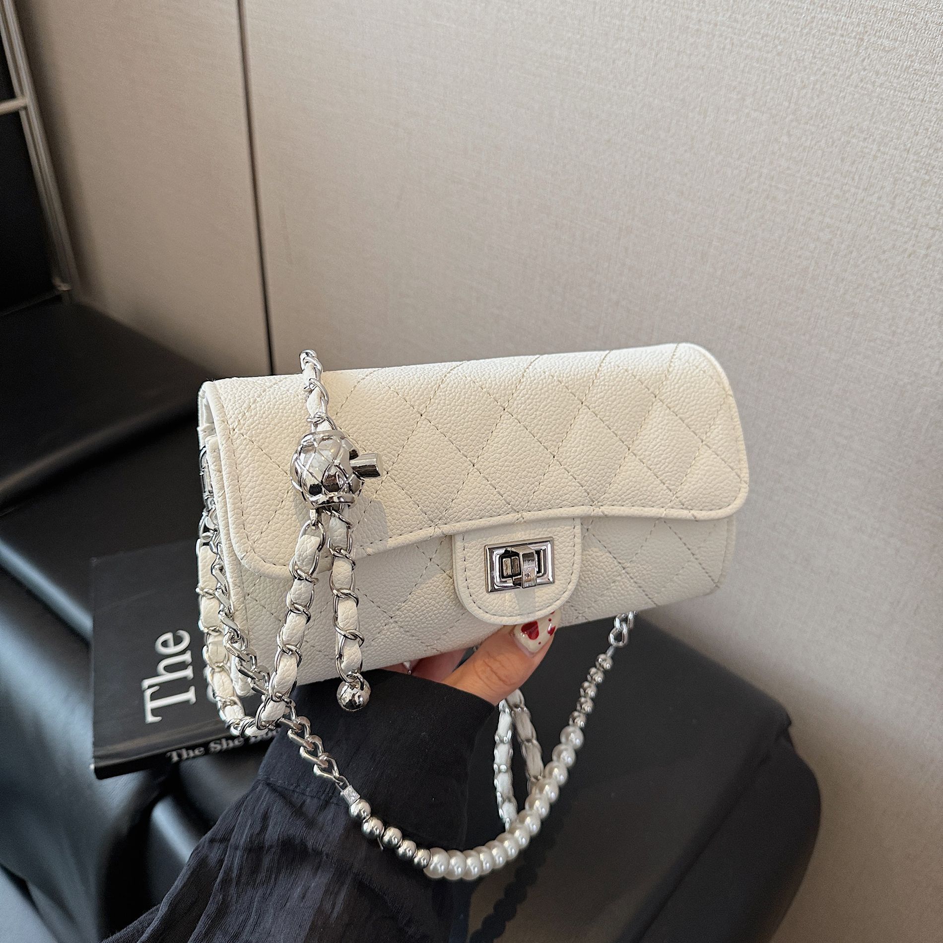 Luxury Brand Designer Bag Solid Color Underarm Bag For Women 2025 New Trendy Fashionable Single Shoulder Bag Casual Chain Crossbody Bag