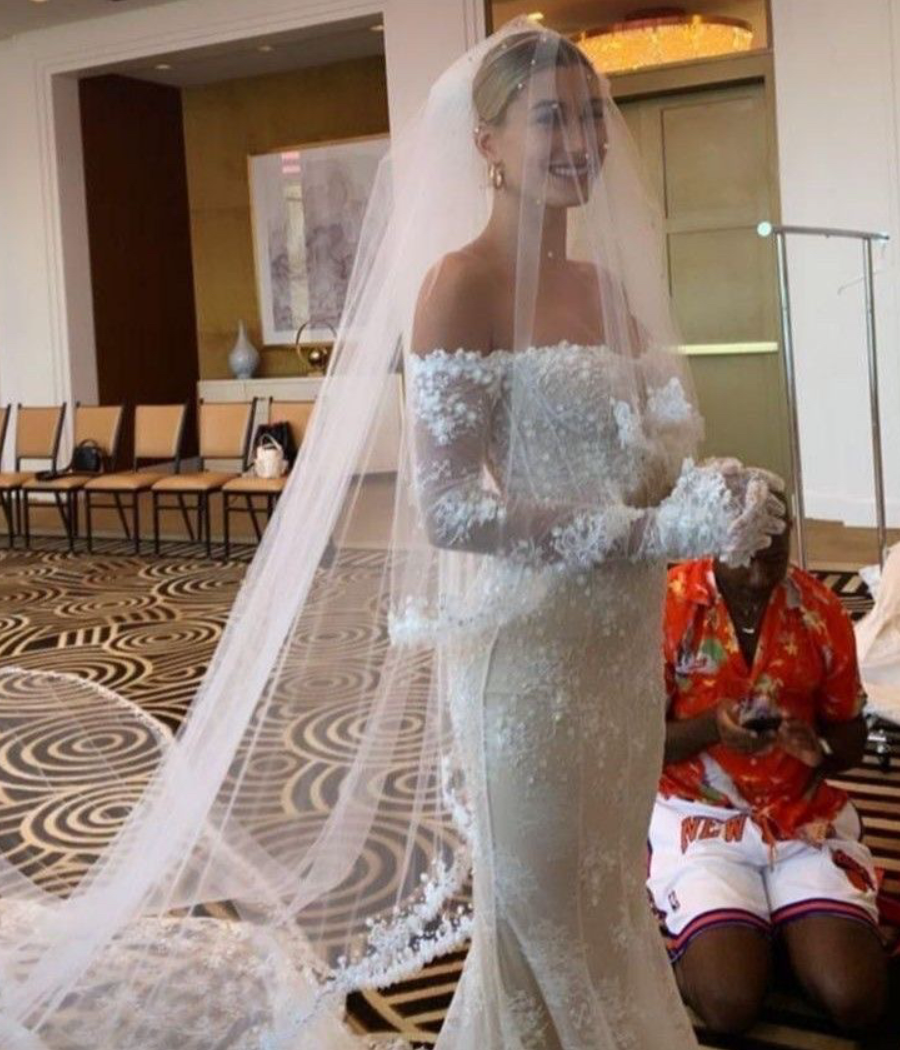 Bieber Hailey Justine Wedding Party Embroidery Custom Words Anniversaries Important Events Bridal Veil 400cm