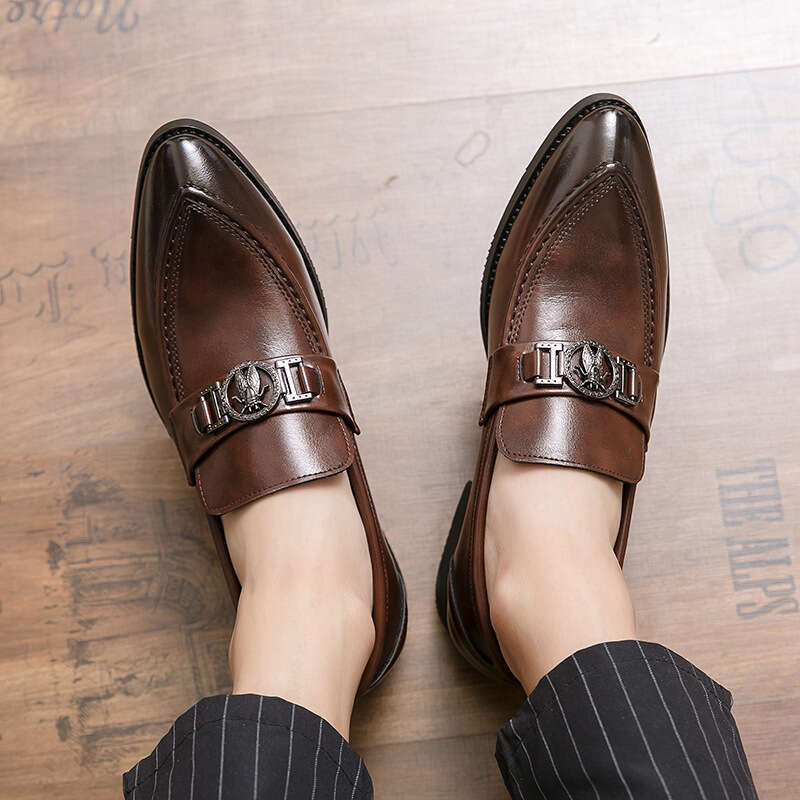 Free shipping spring and Autumn Pointed Toe Casual Lazy Business Formal British Joom Men's designer Leather Office Groom loafers Shoes