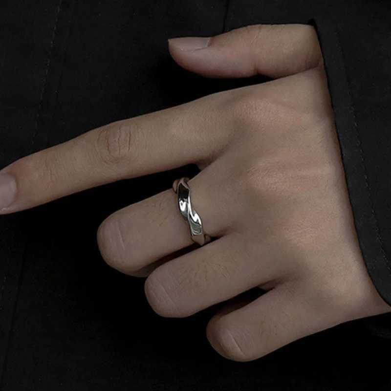 Fashion Simplicity Mobius Ring Opening Adjustable Finger Ring For Men Women Couple Rings Engagement Jewelry Accessories Gift J251020